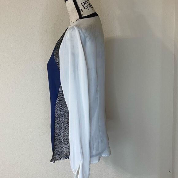 Worthington Long Sleeve Blouse - Picture 5 of 9